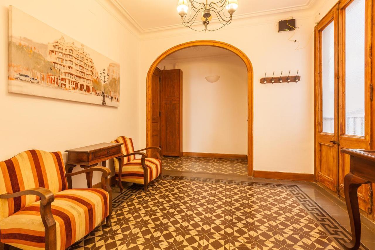 En El Corazon De Barcelona Apartment Exterior photo